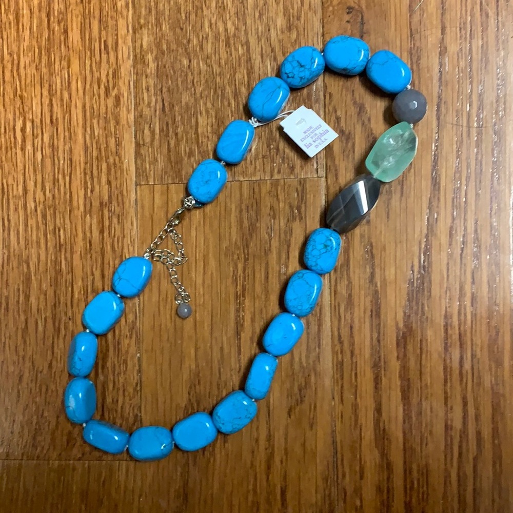 Lia sophia necklace